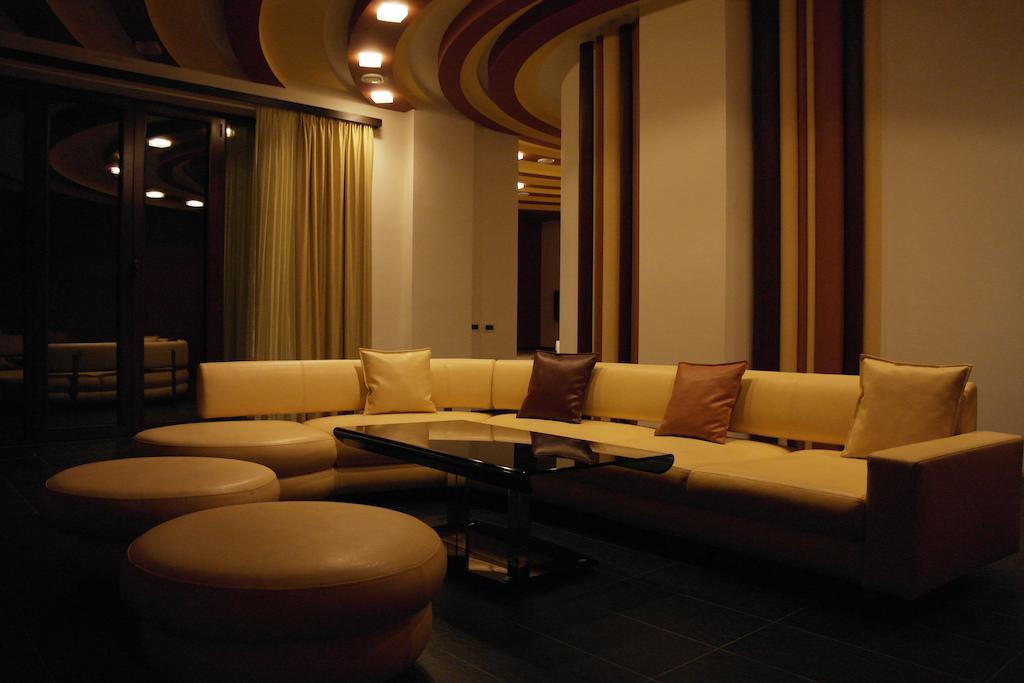 Akhtamar Hotel Cjsc Arzakan Kamer foto