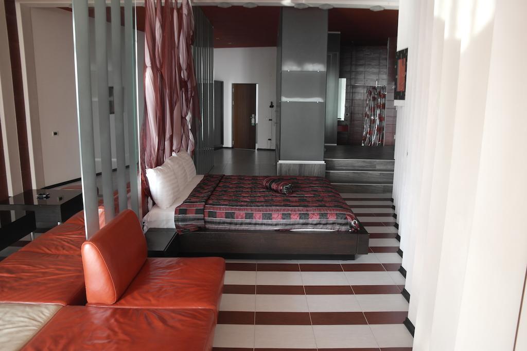 Akhtamar Hotel Cjsc Arzakan Kamer foto