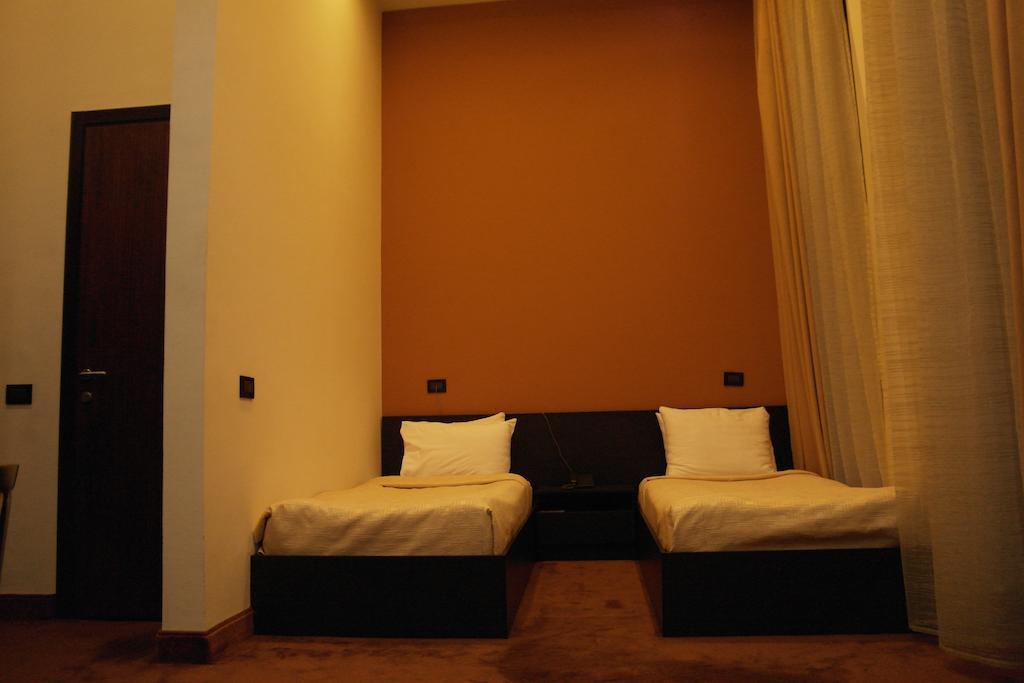 Akhtamar Hotel Cjsc Arzakan Kamer foto